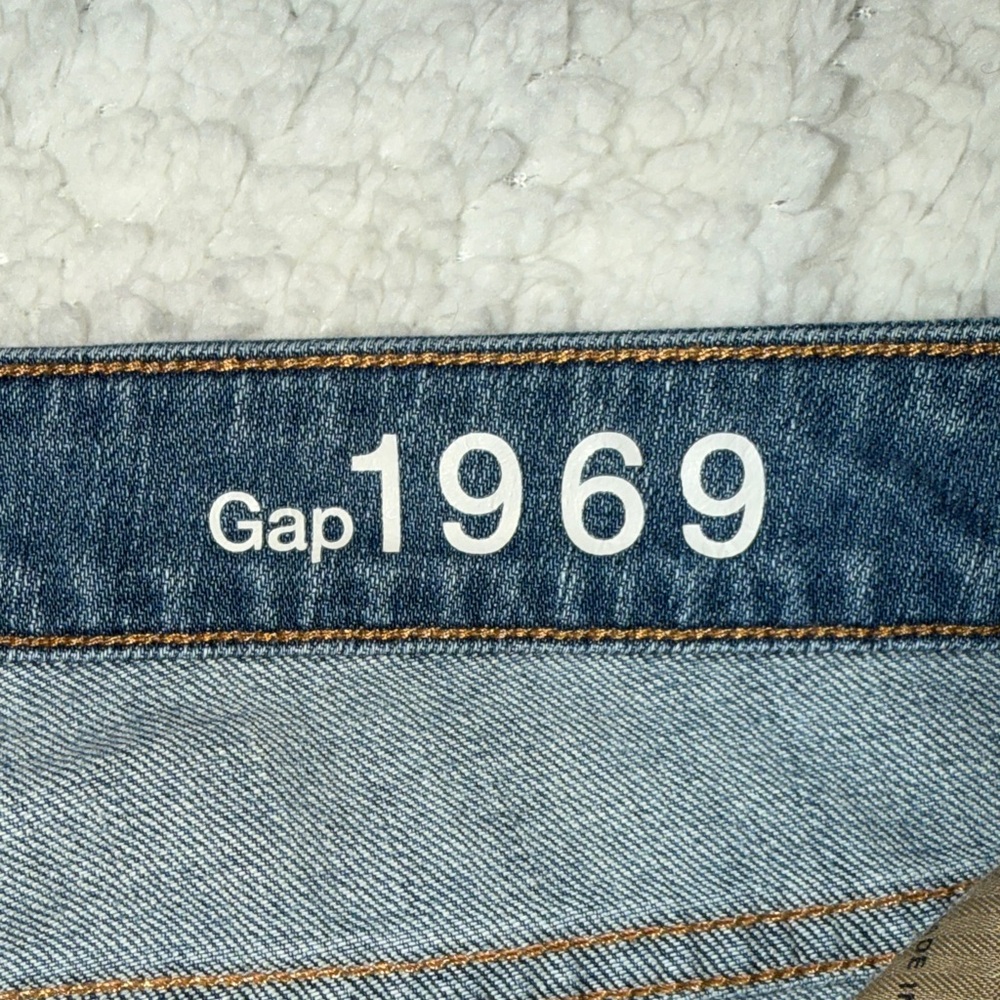 GAP Women's Bootcut Jeans - Picture 2 of 4